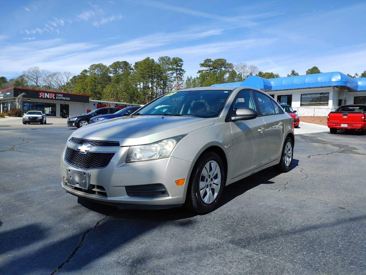 2013 Chevrolet Cruze LS — Sedan — 138,395 mi — Fayettteville, NC