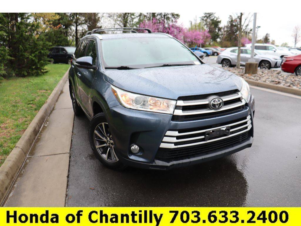 2017 Toyota Highlander XLE — SUV — 103,601 mi — Chantilly, VA
