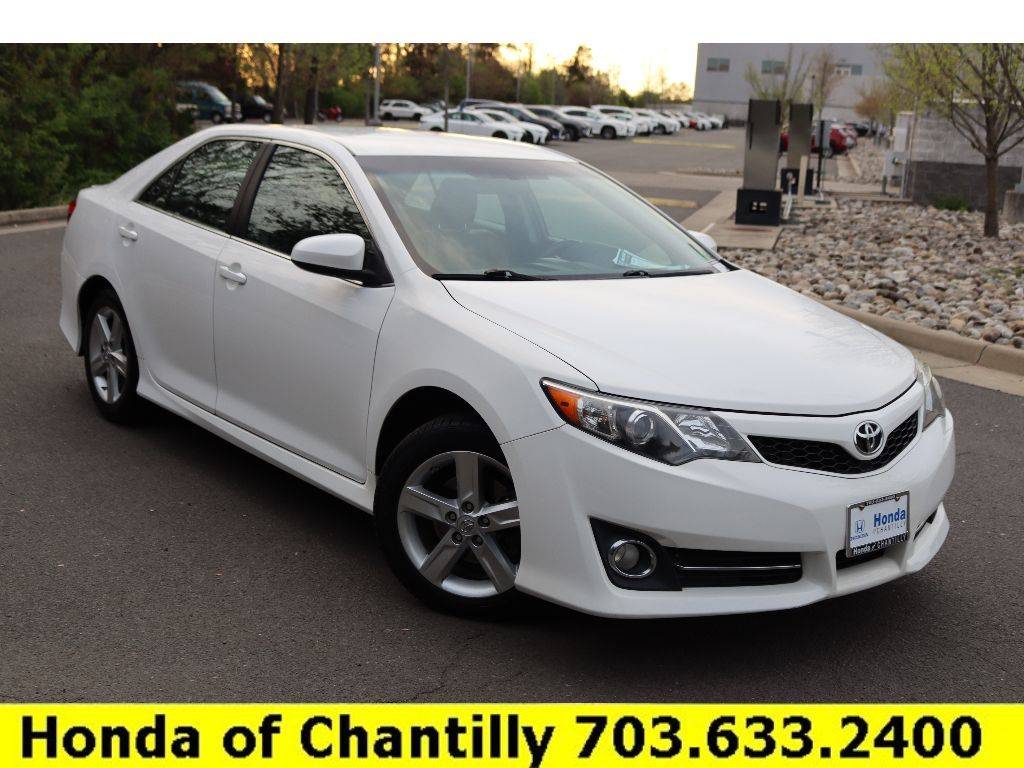 2014 Toyota Camry SE — Sedan — 98,778 mi — Chantilly, VA