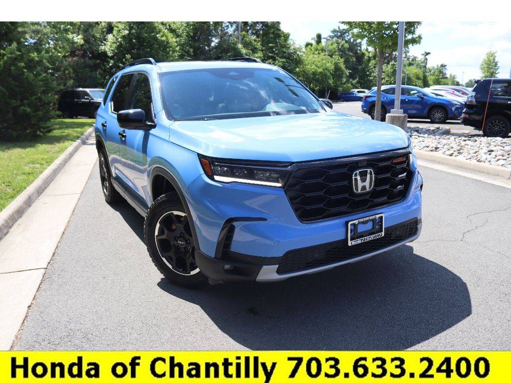 2025 Honda Pilot TrailSport — SUV — 10,652 mi — Chantilly, VA