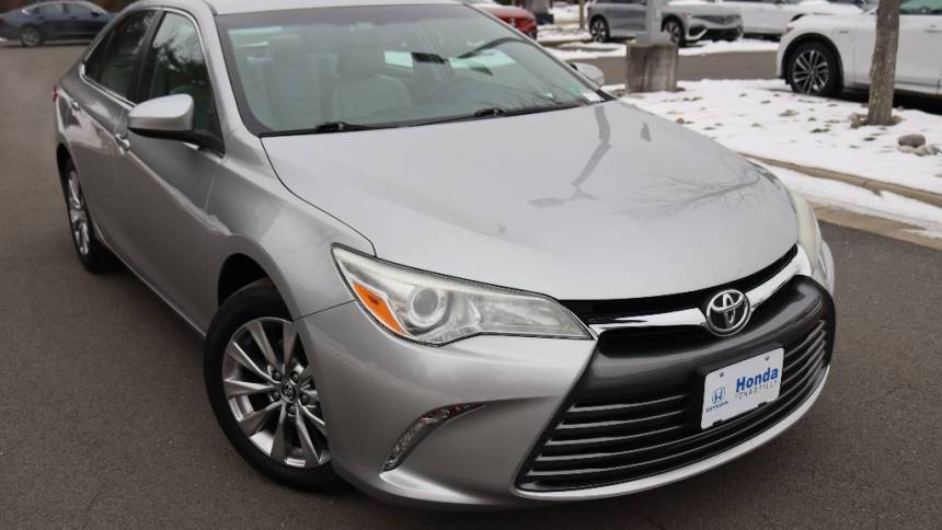 2016 Toyota Camry XLE — Sedan — 38,593 mi — Chantilly, VA