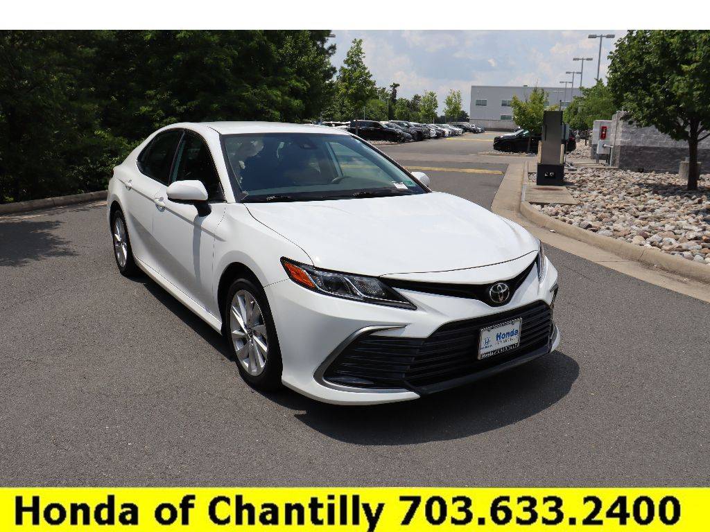 2021 Toyota Camry LE — Sedan — 58,116 mi — Chantilly, VA
