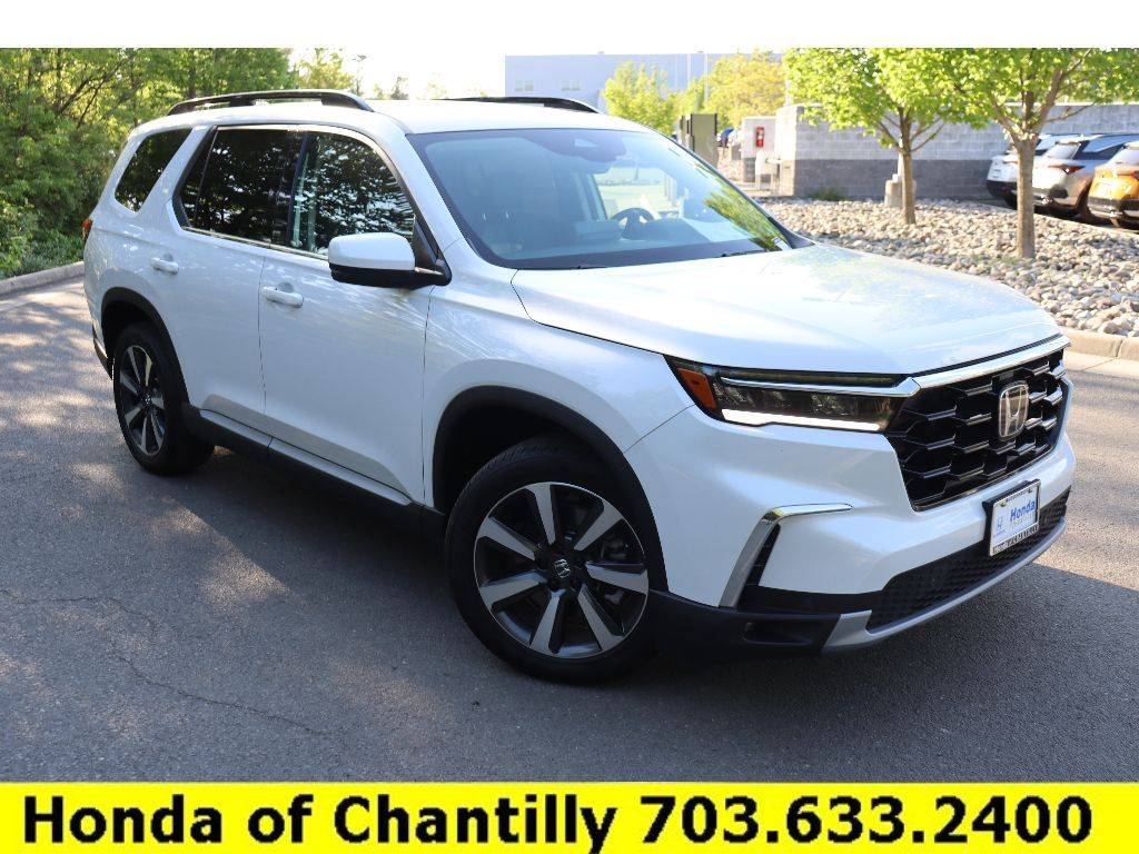 2025 Honda Pilot Touring — SUV — 6,051 mi — Chantilly, VA