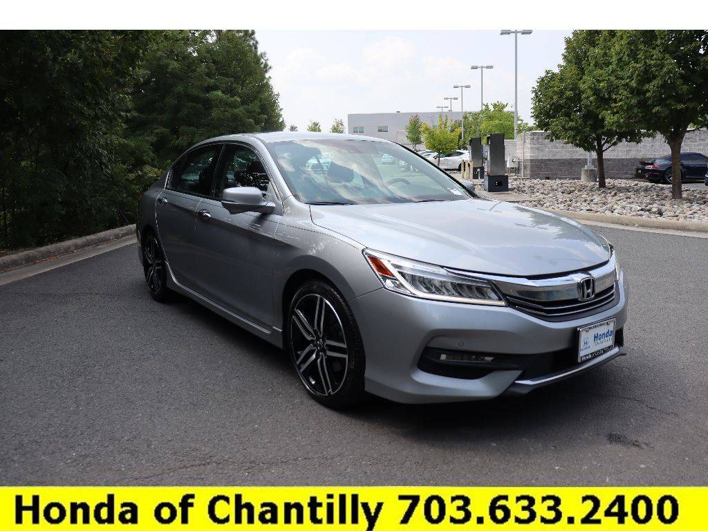 2017 Honda Accord Touring — Sedan — 116,228 mi — Chantilly, VA
