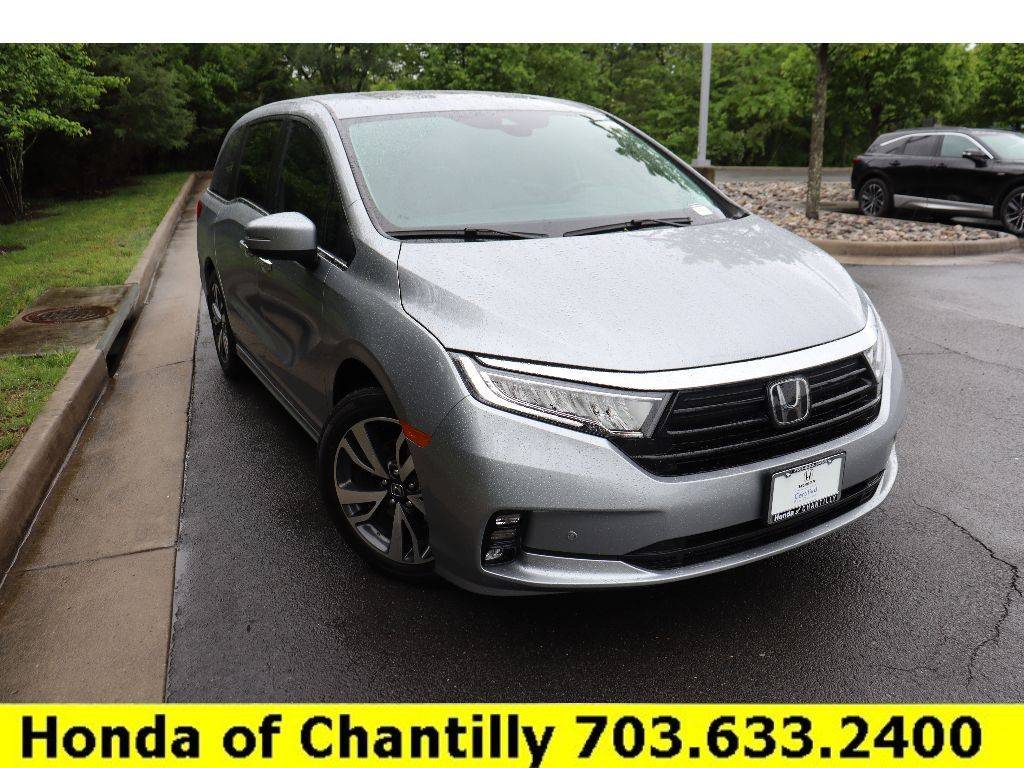 2024 Honda Odyssey Touring — Minivan — 12,855 mi — Chantilly, VA