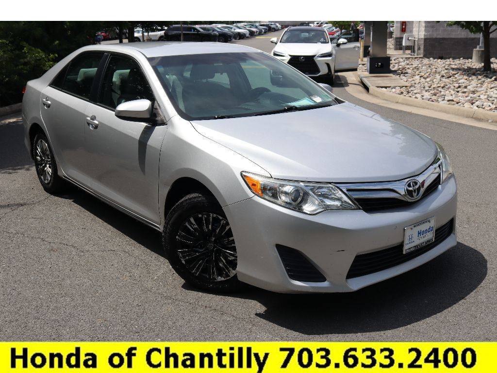 2012 Toyota Camry LE — Sedan — 127,750 mi — Chantilly, VA