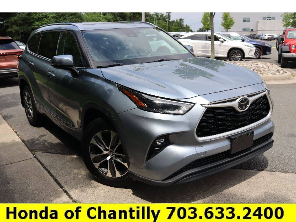 2021 Toyota Highlander XLE — SUV — 53,045 mi — Chantilly, VA