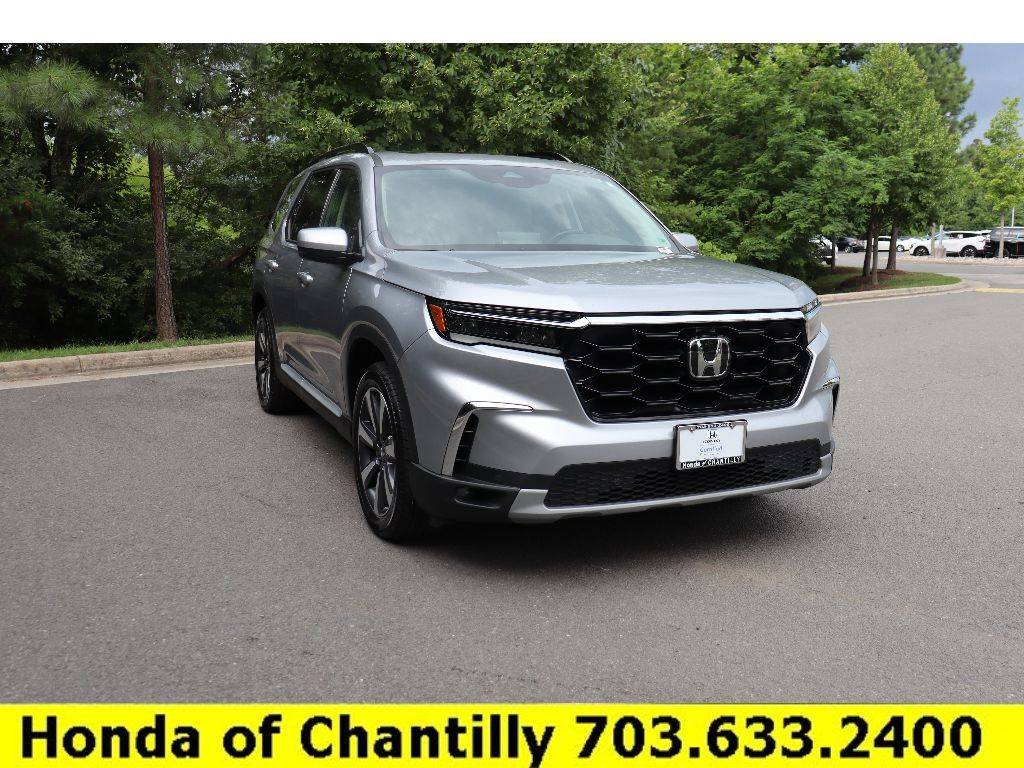 2023 Honda Pilot Touring — SUV — 61,032 mi — Chantilly, VA