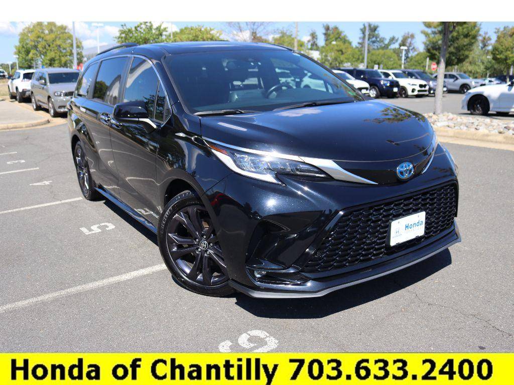 2021 Toyota Sienna XSE — Minivan — 55,258 mi — Chantilly, VA