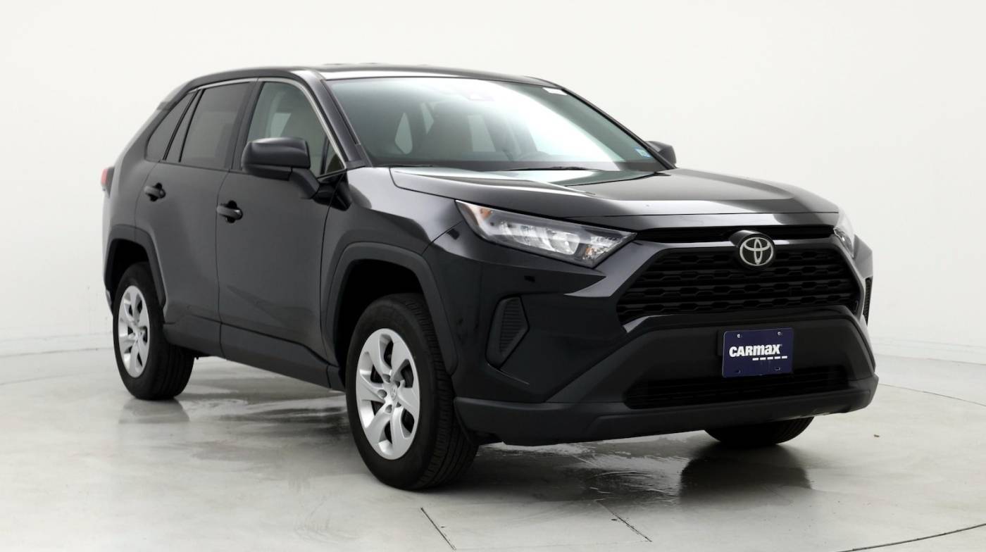 2022 Toyota RAV4 LE — SUV — 33,260 mi — Rochester, NY