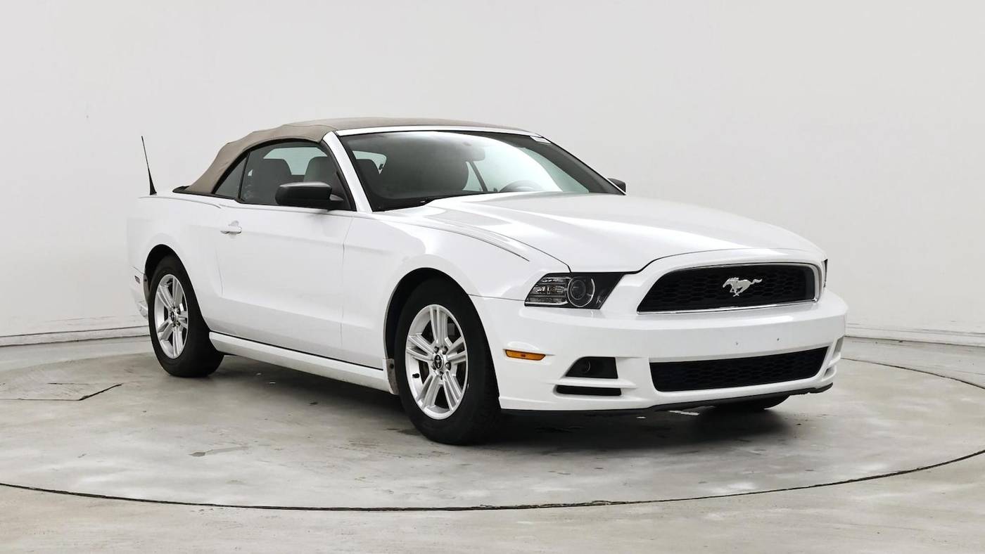 2014 Ford Mustang V6