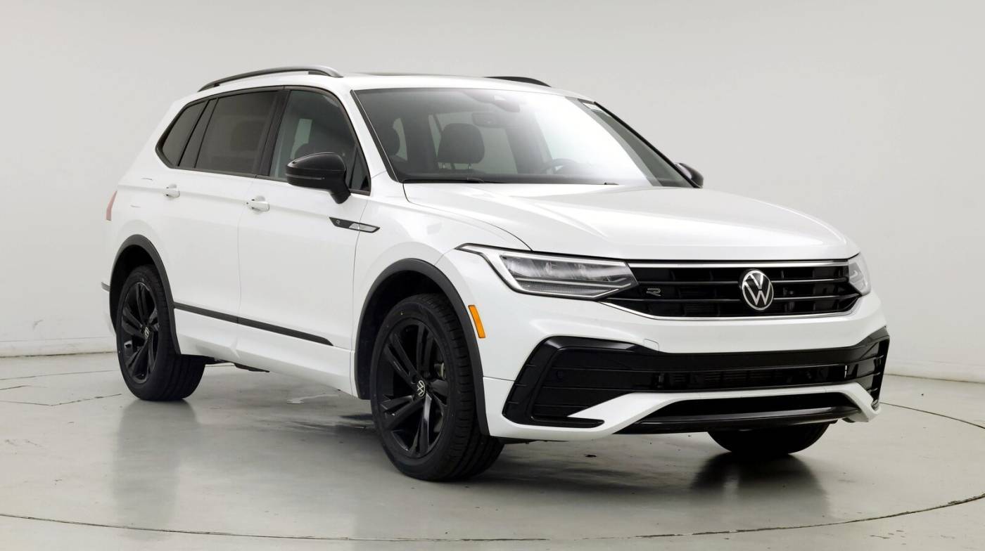 2023 Volkswagen Tiguan SE R-Line Black — SUV — 20,669 mi — Dothan, AL
