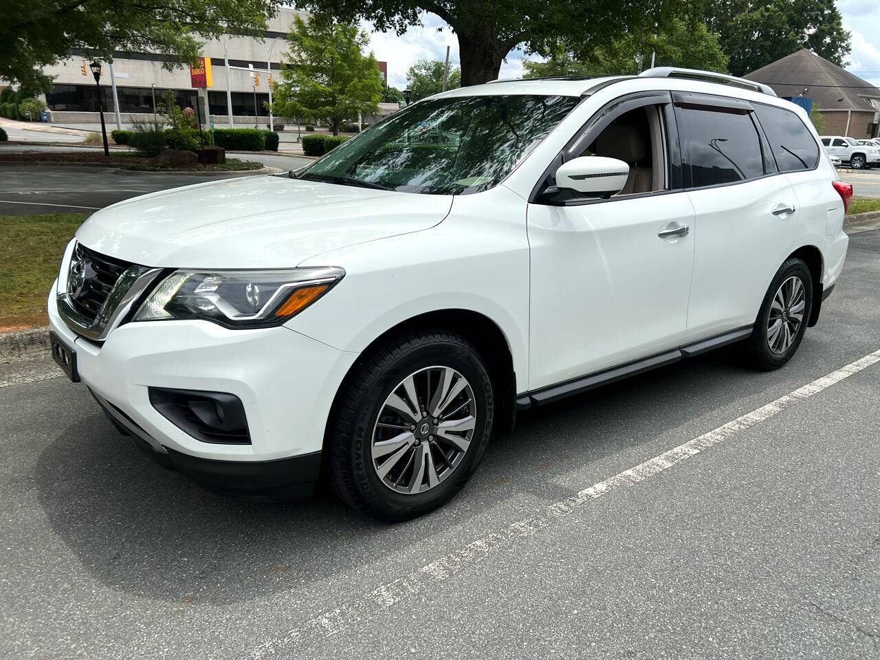2017 Nissan Pathfinder SL — SUV — 154,039 mi — Burlington, NC