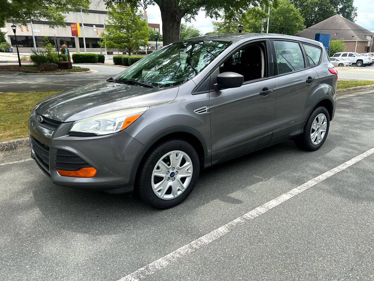 2013 Ford Escape S — SUV — 111,662 mi — Burlington, NC