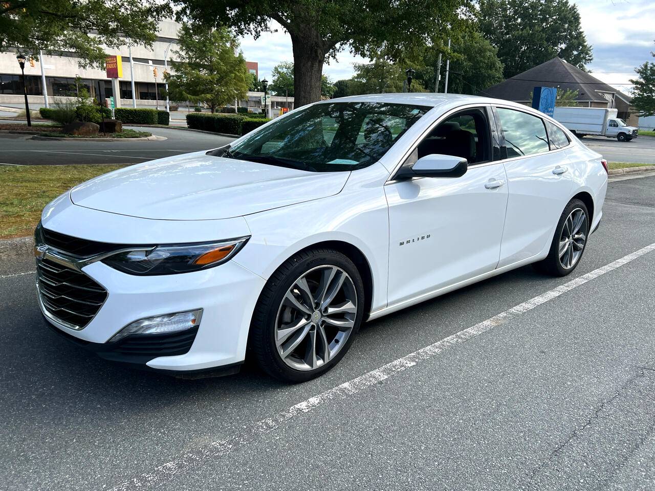 2021 Chevrolet Malibu LT — Sedan — 104,297 mi — Burlington, NC