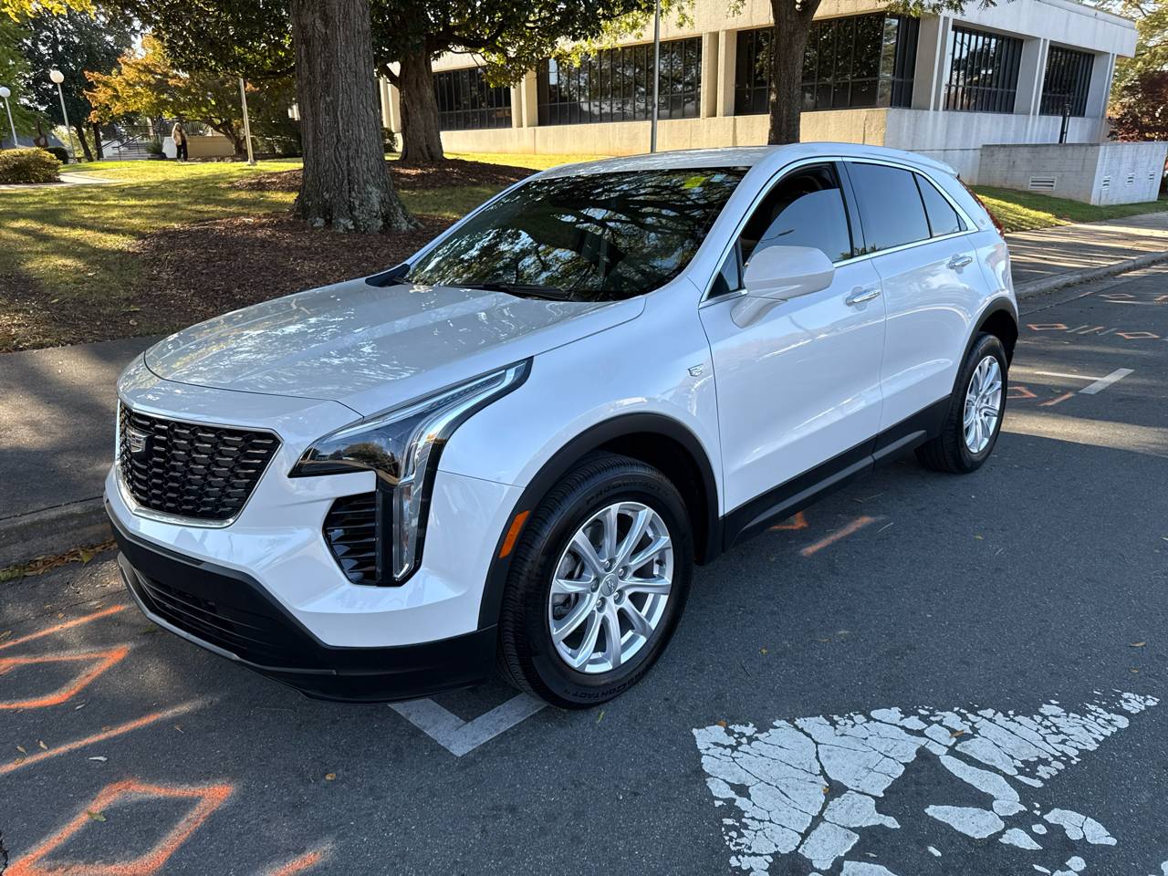2021 Cadillac XT4 Luxury — SUV — 23,513 mi — Burlington, NC