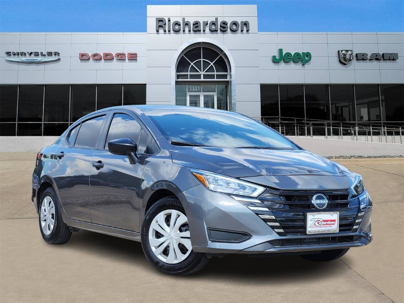 2025 Nissan Versa S — Sedan — 6,495 mi — Richardson, TX