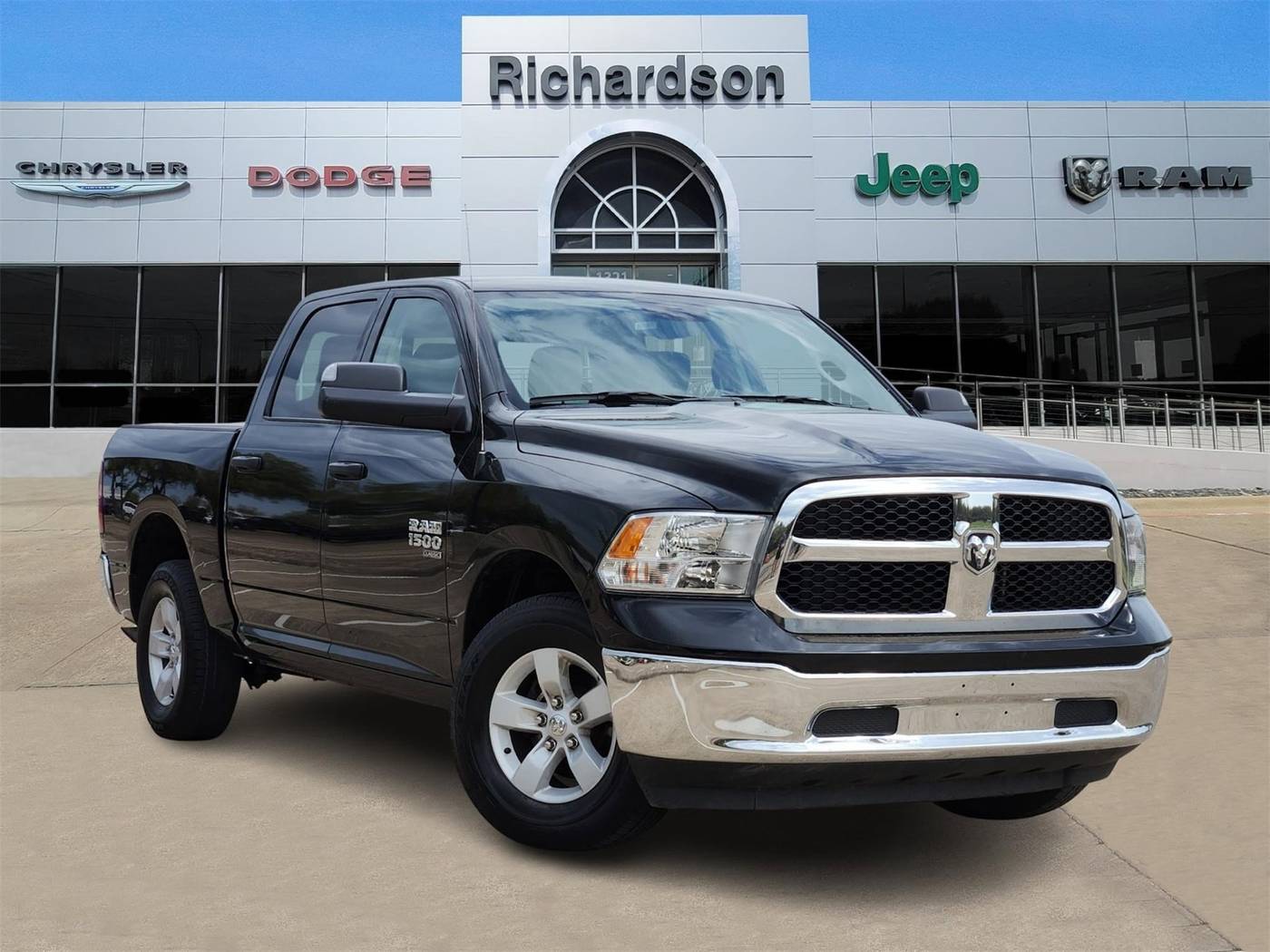 2023 Ram 1500 Classic SLT — Pickup Truck — 49,203 mi — Richardson, TX