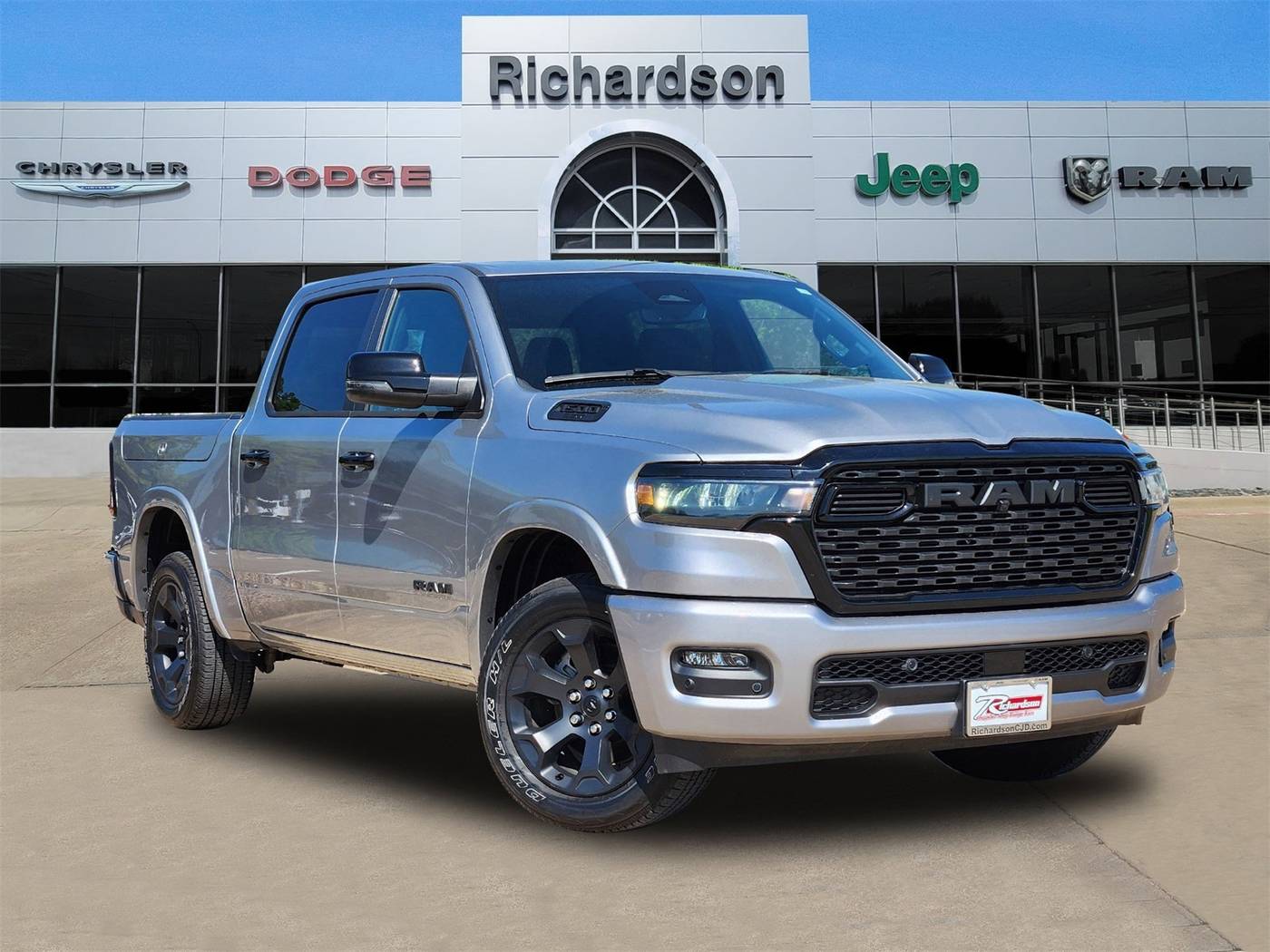2025 Ram 1500 Lone Star — Pickup Truck — 7,100 mi — Richardson, TX
