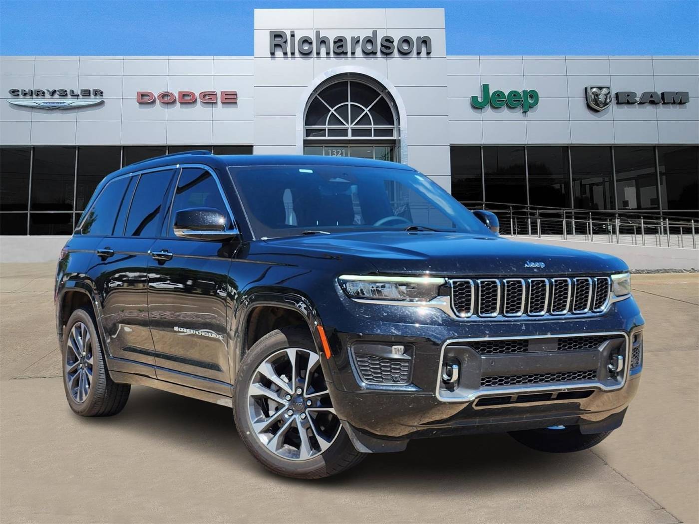 2023 Jeep Grand Cherokee Overland — SUV — 27,880 mi — Richardson, TX
