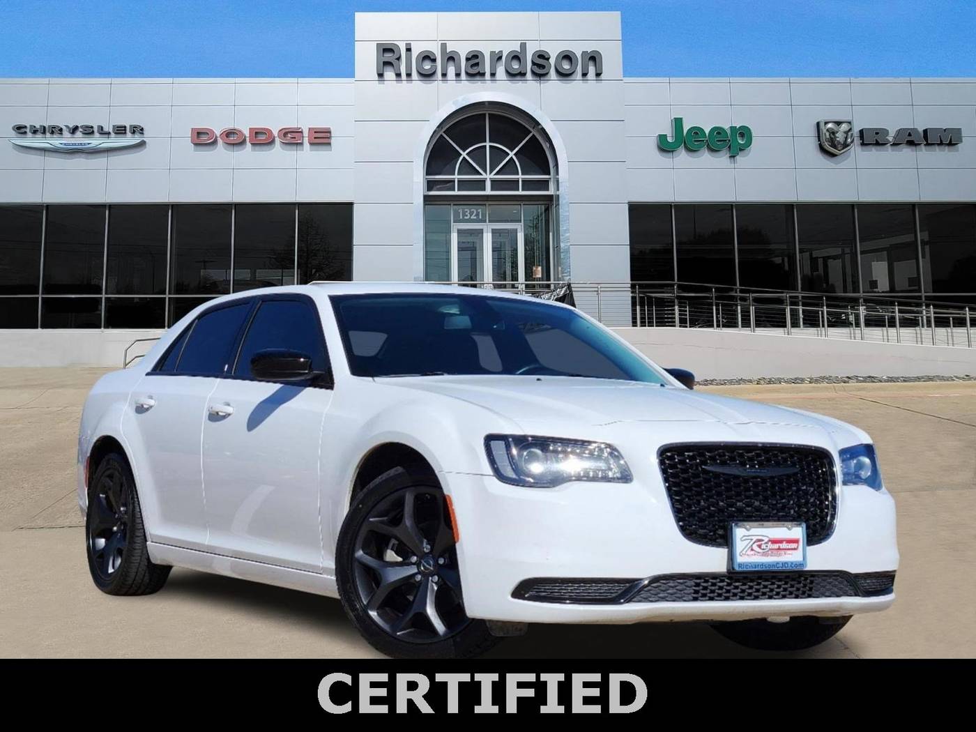 2022 Chrysler 300 Touring — Sedan — 41,986 mi — Richardson, TX