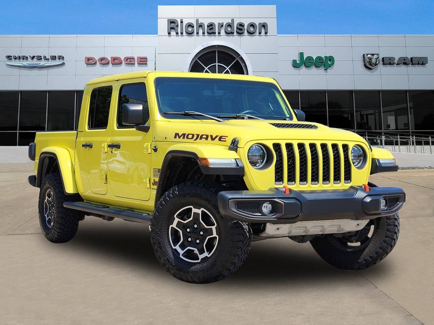 2023 Jeep Gladiator Mojave — Pickup Truck — 16,846 mi — Richardson, TX