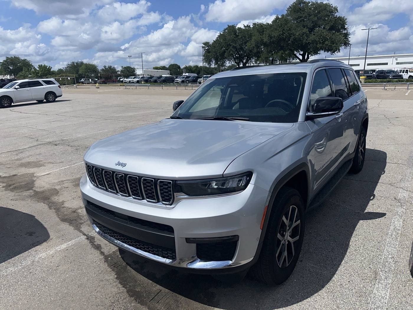 2023 Jeep Grand Cherokee Limited — SUV — 16,320 mi — Richardson, TX