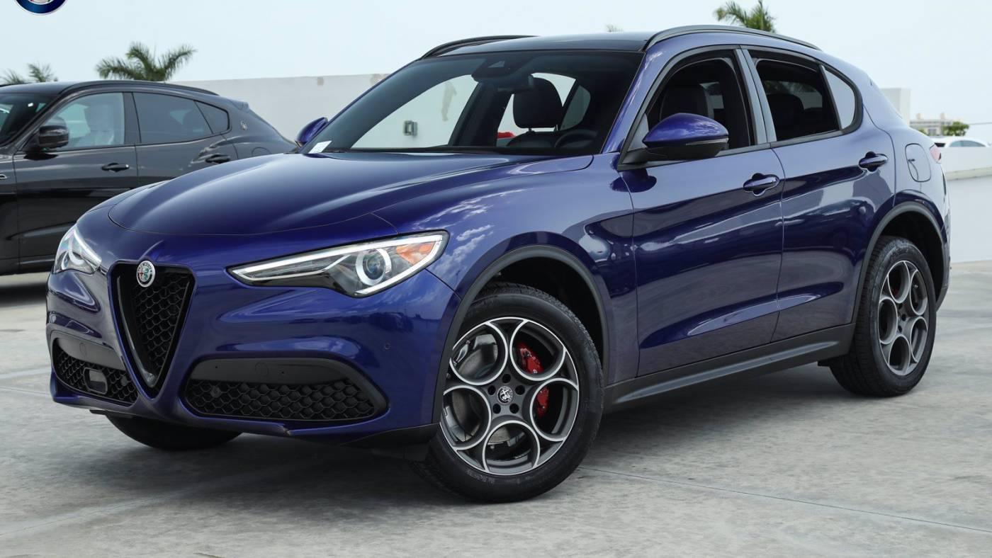 Alfa romeo stelvio 2022