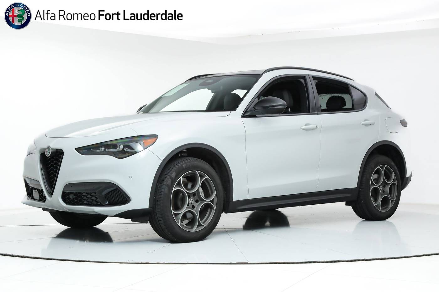 2025 Alfa Romeo Stelvio Sprint — SUV — 2,271 mi — Fort Lauderdale, FL