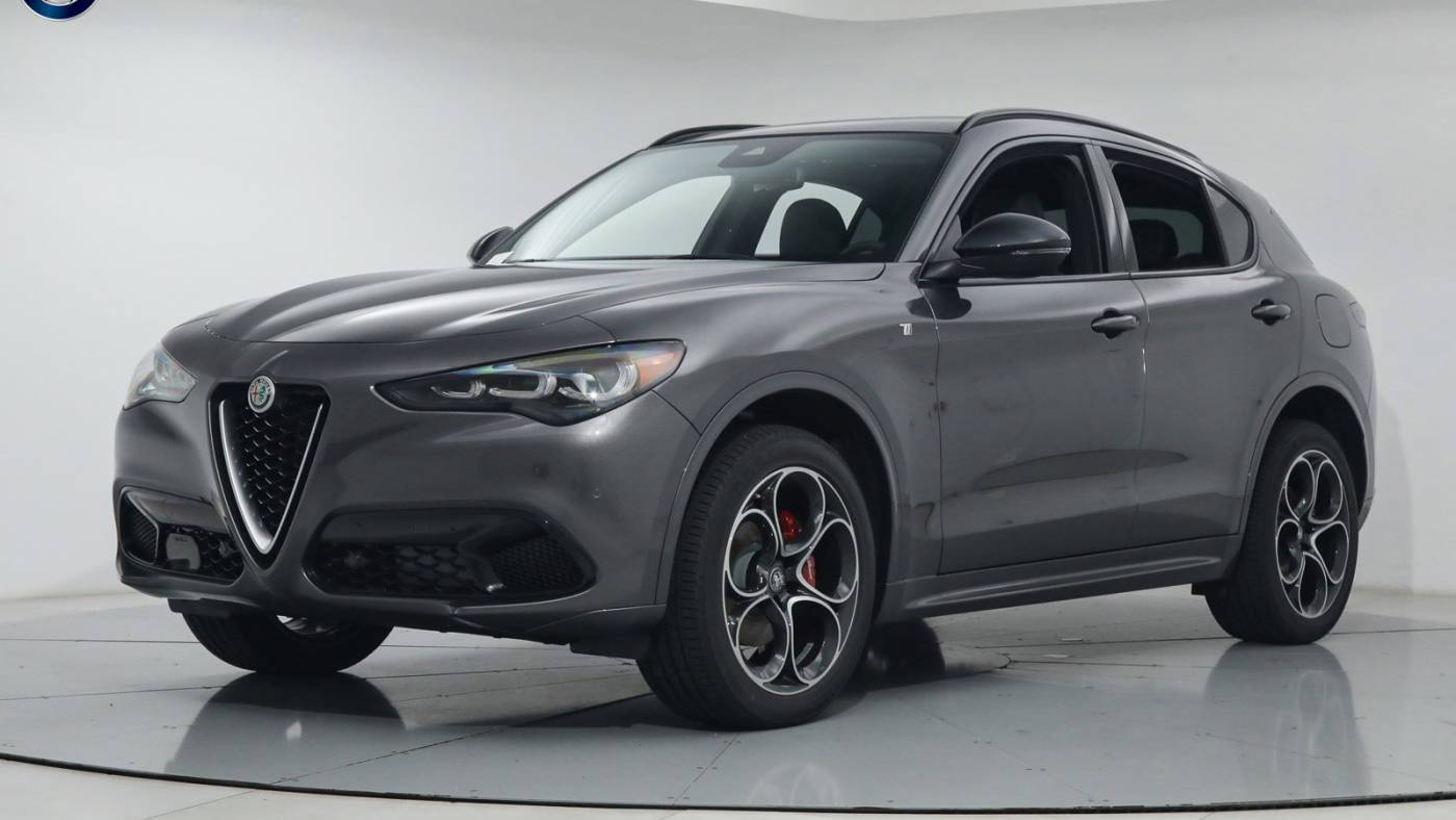 2024 Alfa Romeo Stelvio Ti — SUV — 4,808 mi — Fort Lauderdale, FL