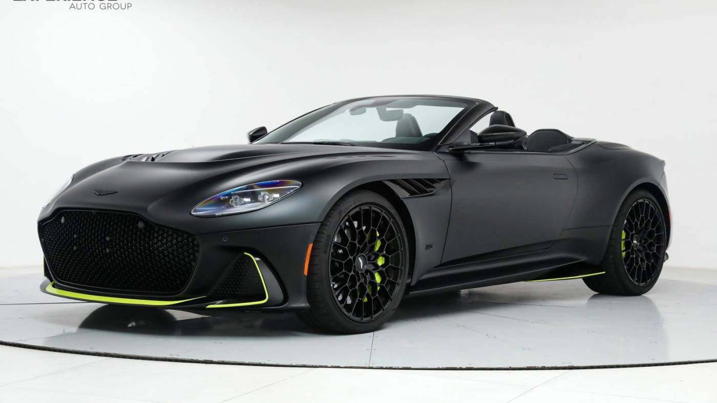 2023 Aston Martin DBS
