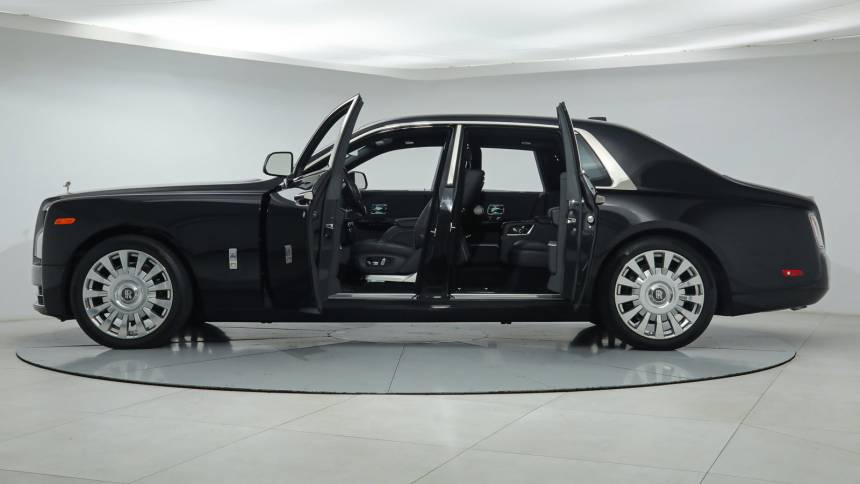 New 2022 Rolls-Royce Phantom Boston