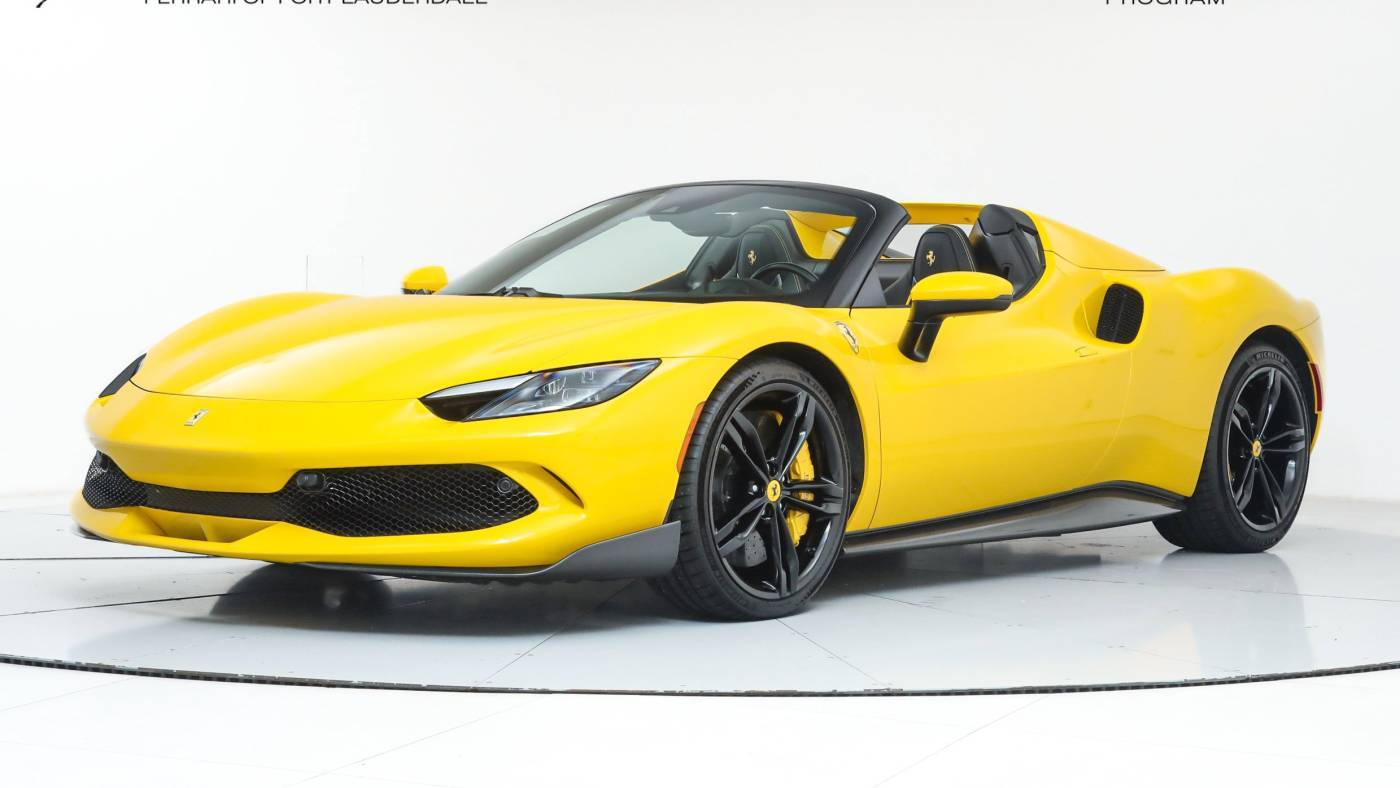 2024 Ferrari 296 GTS Base