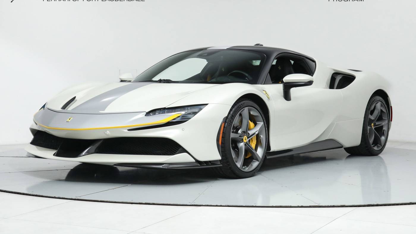 2021 Ferrari SF90 Stradale Base