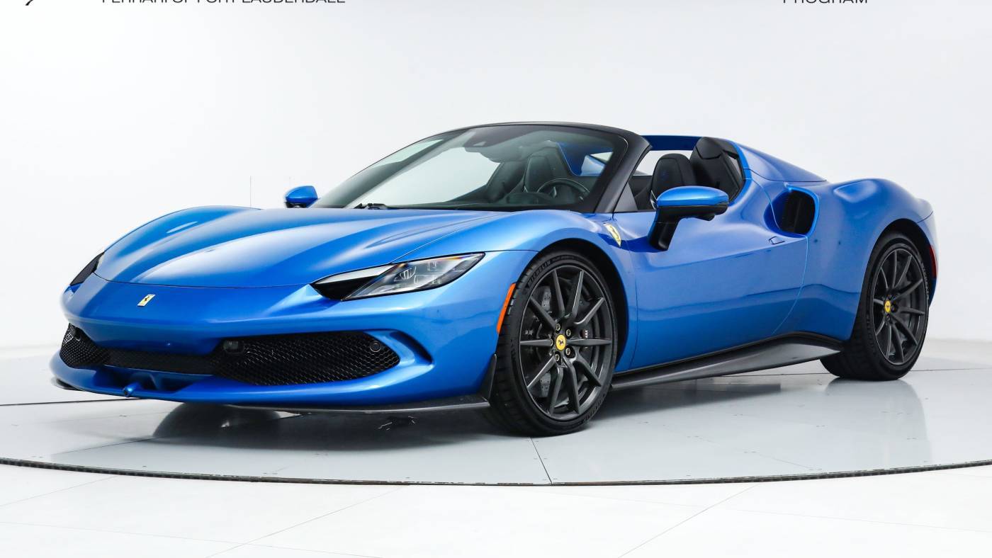 2024 Ferrari 296 GTS Base