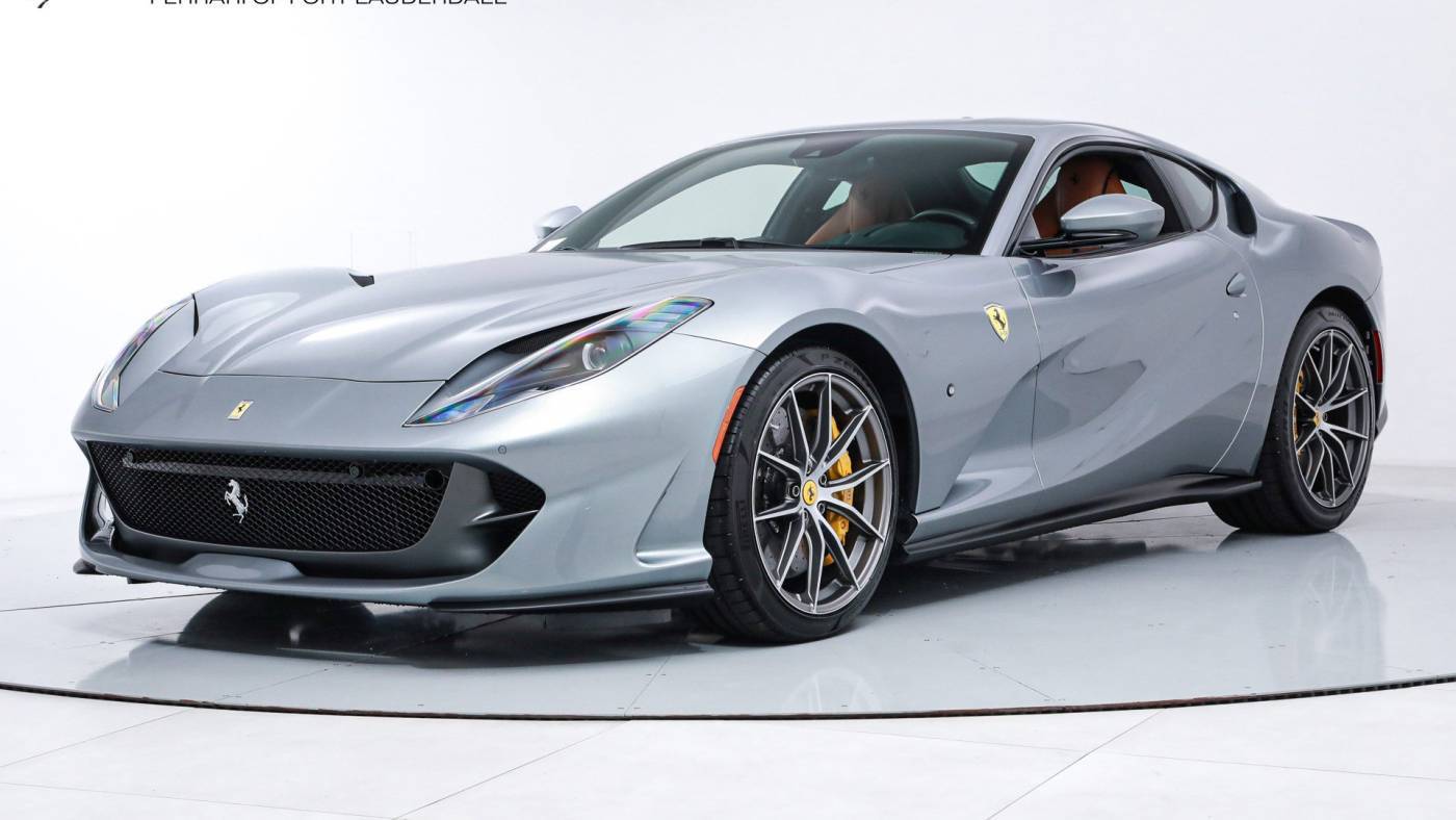2020 Ferrari 812 Superfast Base