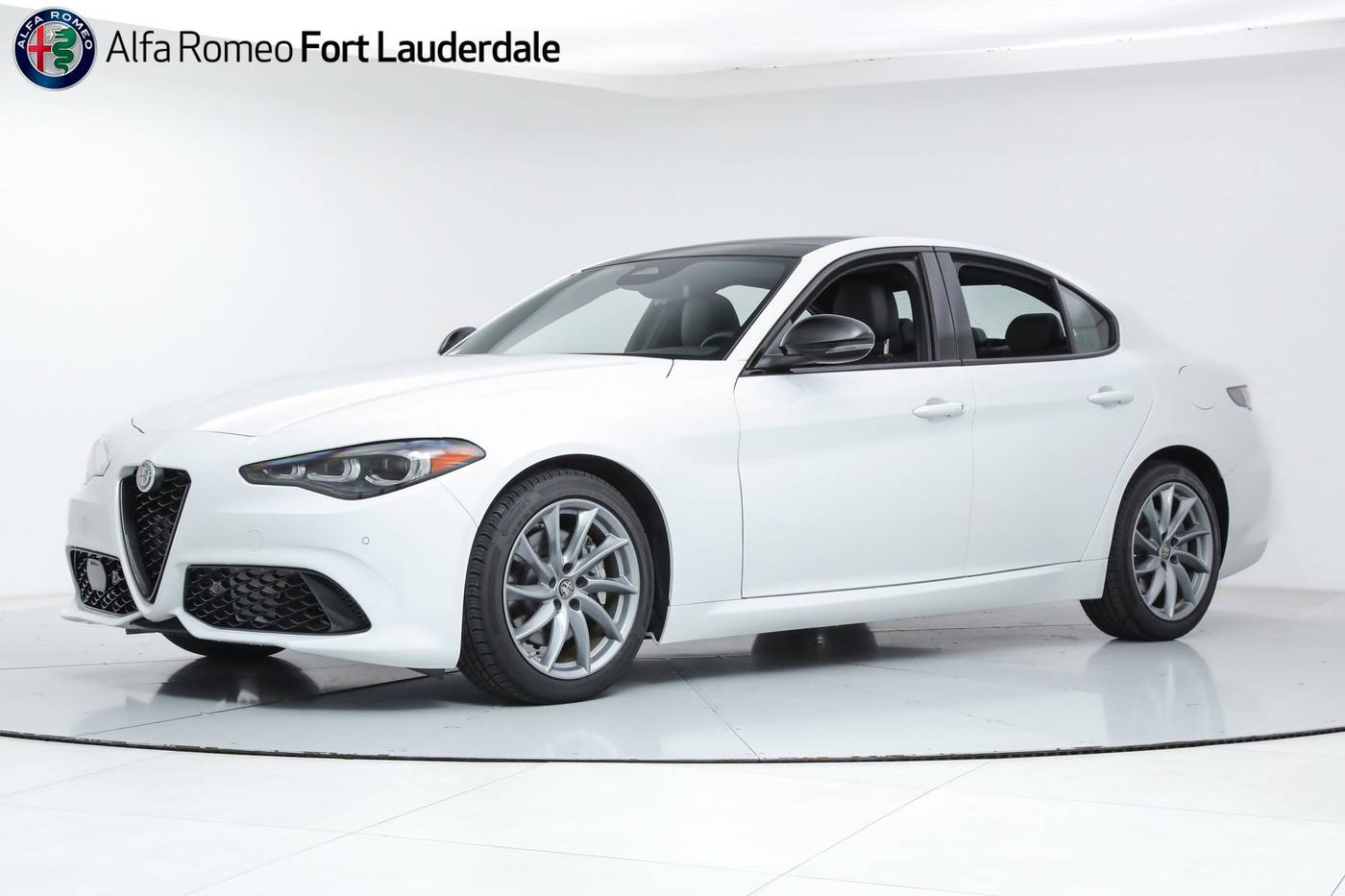 2025 Alfa Romeo Giulia Standard — Sedan — 18 mi — Fort Lauderdale, FL