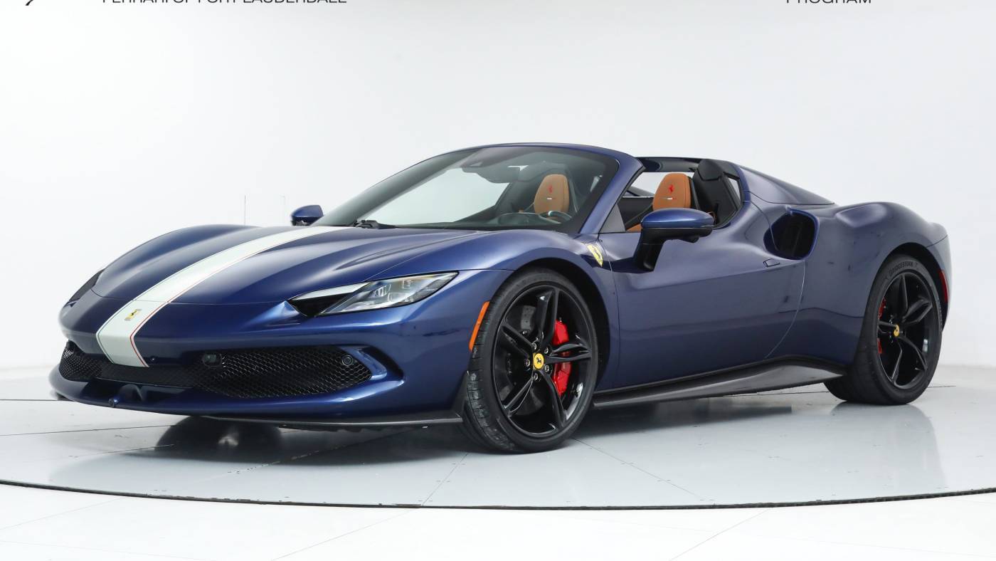 2024 Ferrari 296 GTS Base