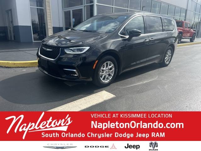 2023 Chrysler Pacifica Touring L — Minivan — 62,922 mi — Kissimmee, FL