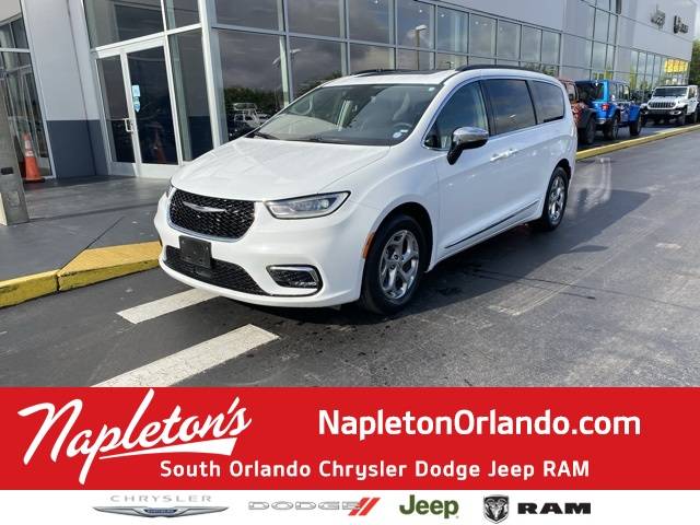 2023 Chrysler Pacifica Limited — Minivan — 58,563 mi — Kissimmee, FL