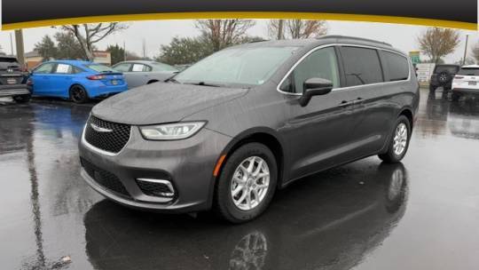 2022 Chrysler Pacifica Touring L — Minivan — 55,400 mi — Kissimmee, FL