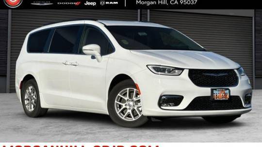 2022 Chrysler Pacifica Touring L — Minivan — 44,676 mi — Morgan Hill, CA