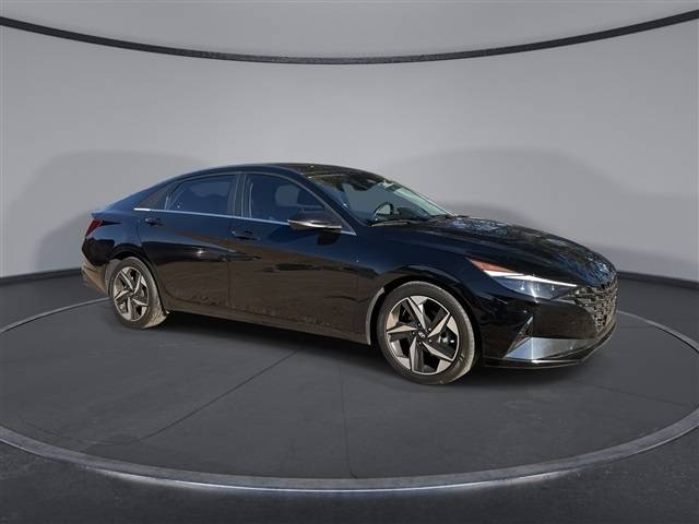 2022 Hyundai Elantra Limited — Sedan — 32,581 mi — Wake Forest, NC