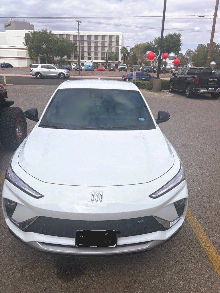 2025 Buick Envista Sport Touring — SUV — 18,094 mi — El Paso, TX