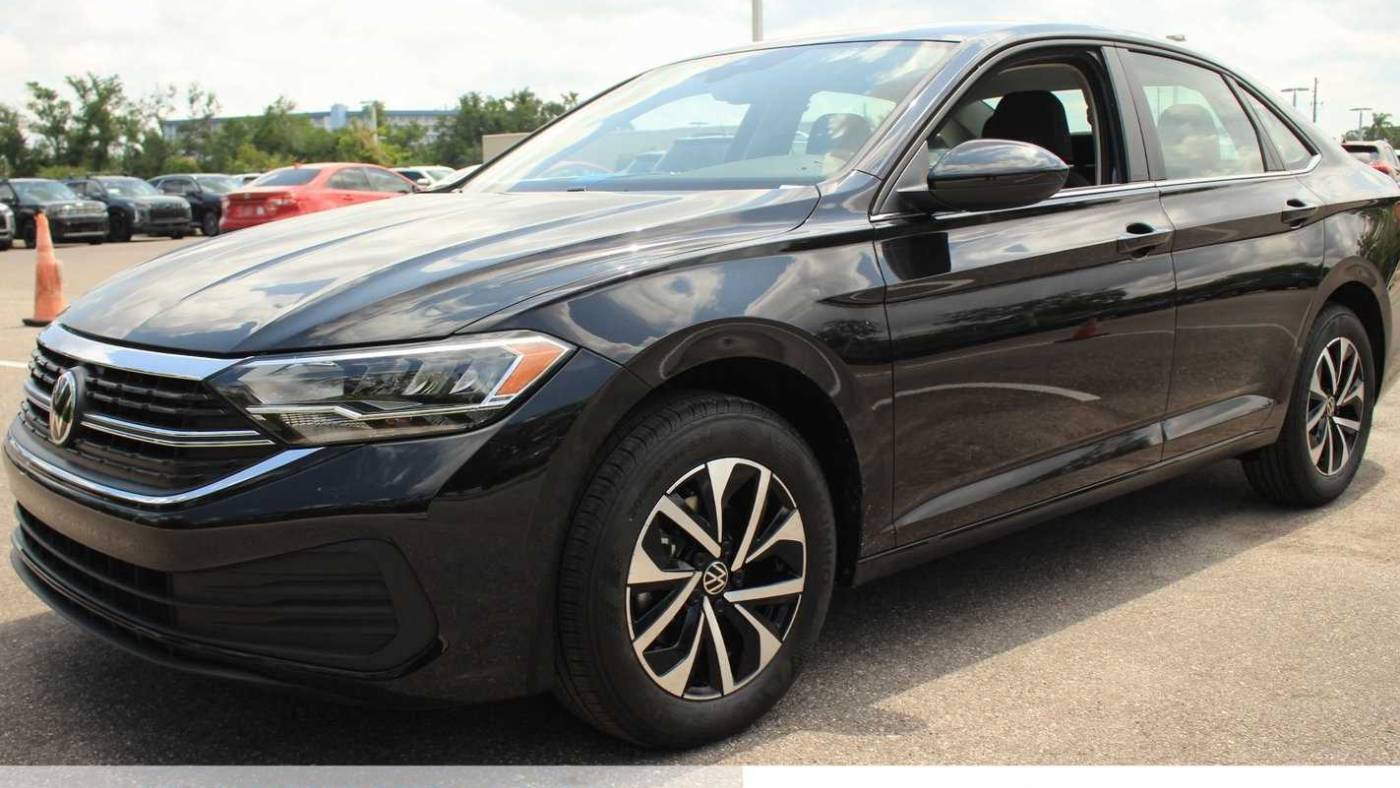 2024 Volkswagen Jetta S — Sedan — 31,113 mi — New Port Richey, FL