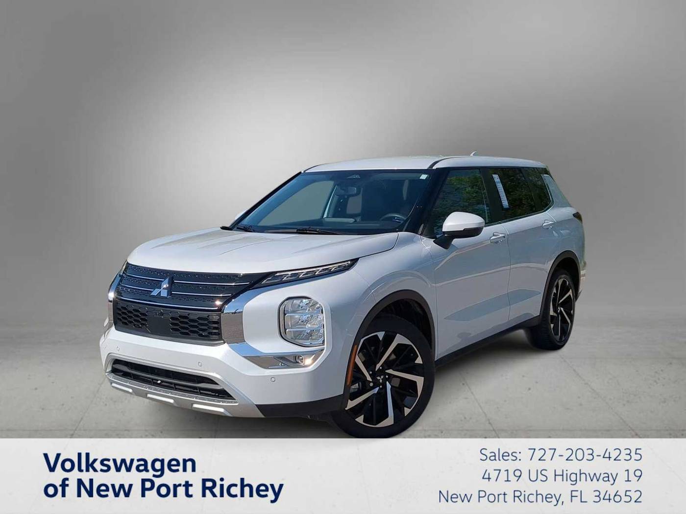 2023 Mitsubishi Outlander SE — SUV — 13,845 mi — New Port Richey, FL