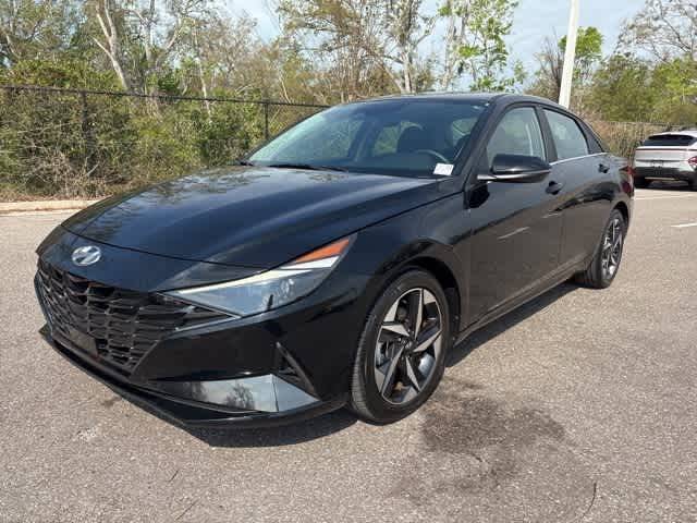 2023 Hyundai Elantra Limited — Sedan — 28,255 mi — New Port Richey, FL