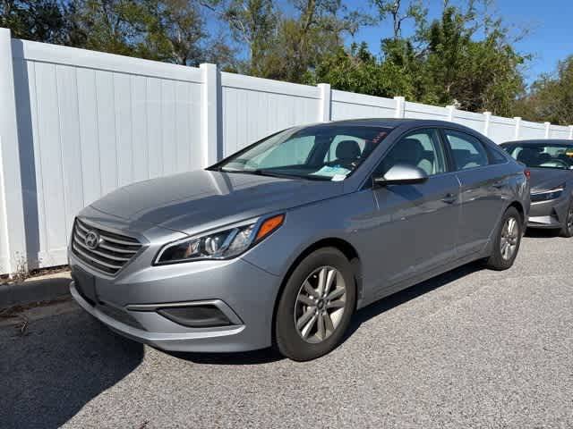 2017 Hyundai Sonata SE — Sedan — 35,124 mi — New Port Richey, FL