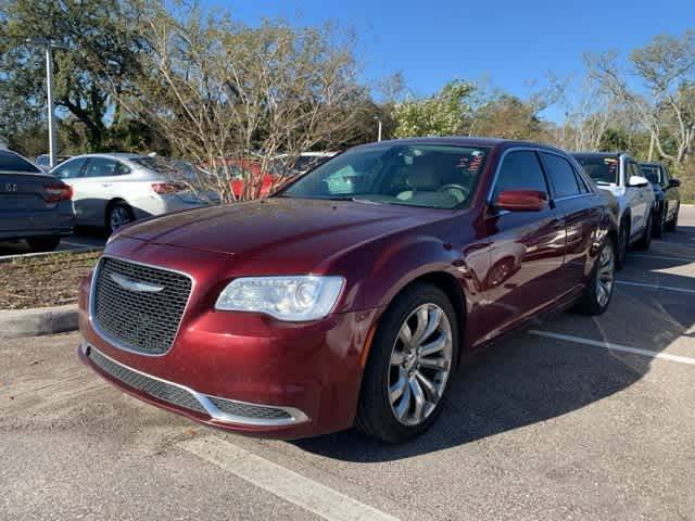 2017 Chrysler 300 Limited — Sedan — 104,610 mi — New Port Richey, FL