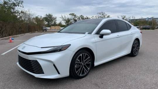 2025 Toyota Camry XLE — Sedan — 4,557 mi — New Port Richey, FL